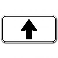 Direction à suivre ''Tout droit'' sur fond blanc